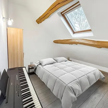 De L'orme Maison Lumineuse Avec Jardin Holiday home Voinsles